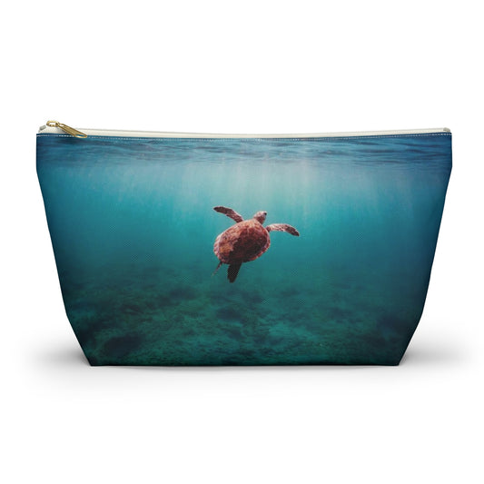 Green Sea Turtle Accessory Pouch w T-bottom Cosmetic Makeup Bag